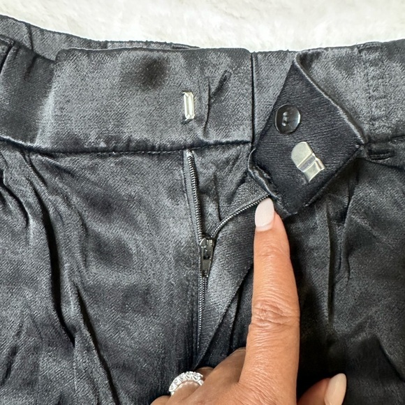 Zara Black Short - Picture 6 of 10